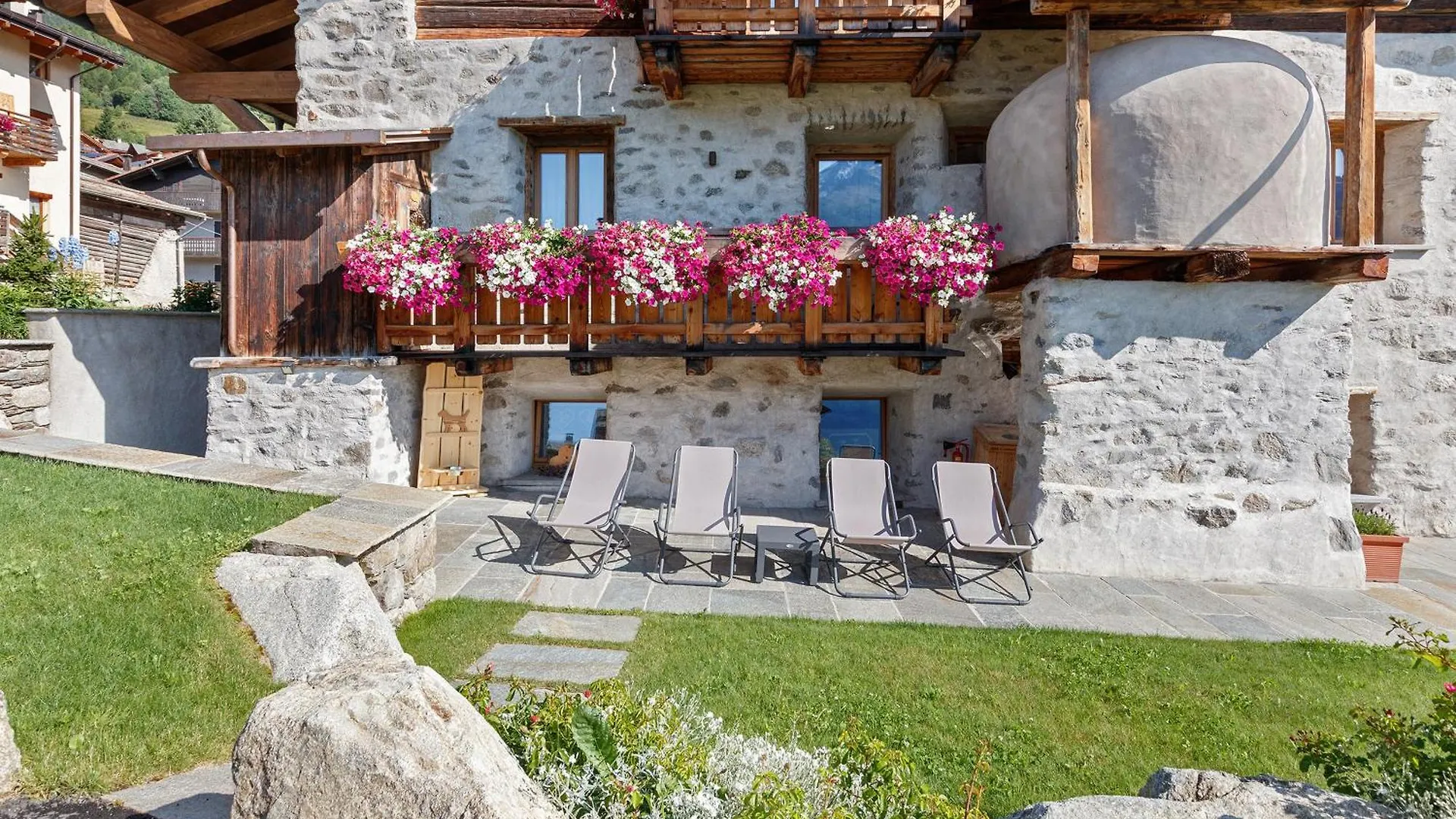 Chalet Sambor Oga 0*,