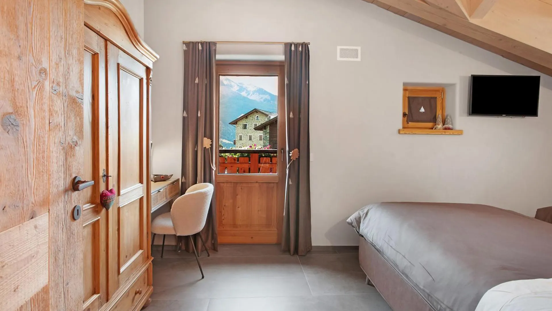 Chalet Sambor Oga